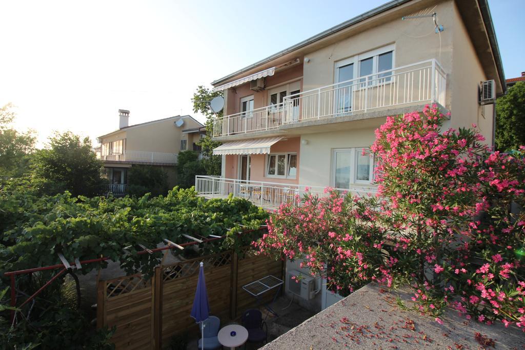 Apartmens Adriana Novi Vinodolski Exterior photo